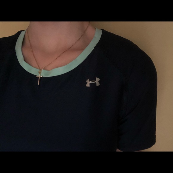 Under Armour Fitted Tee Shirt🐳 - Picture 5 of 7